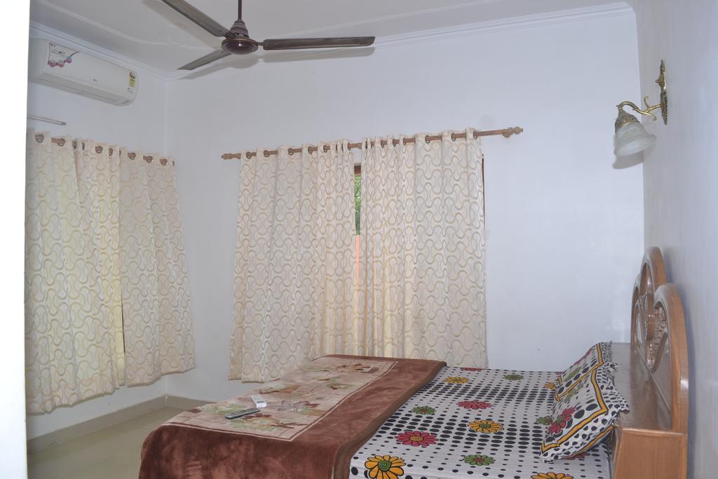 Mount Valley Mama Cottage Rishīkesh Rum bild